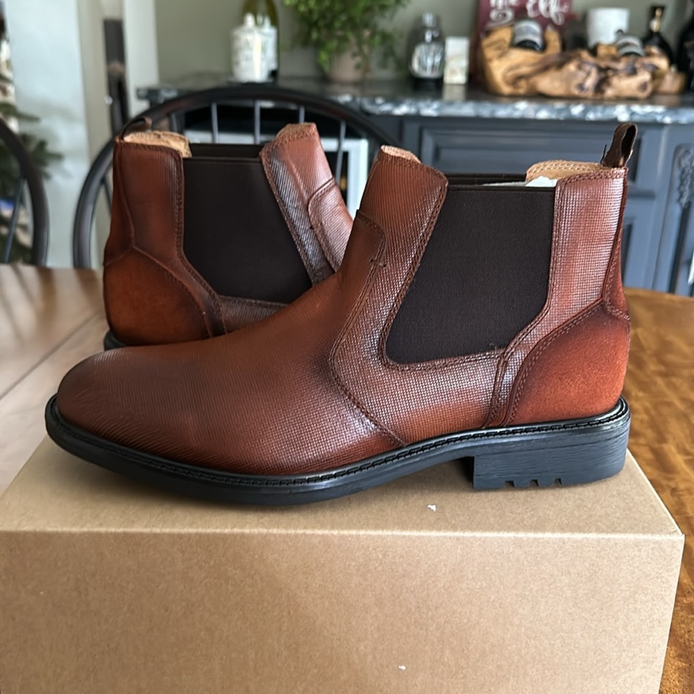 Arkbird men’s Chelsea Ankle Genuine Leather Boot